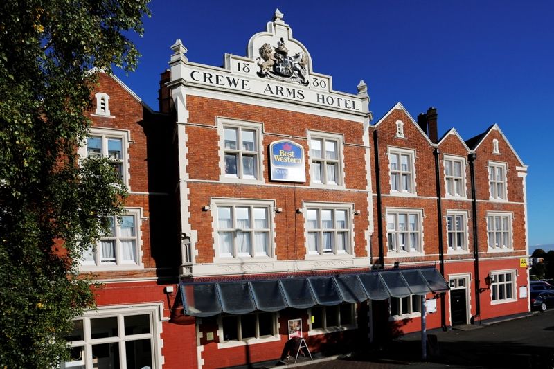 Crewe Arms Hotel Exterior photo